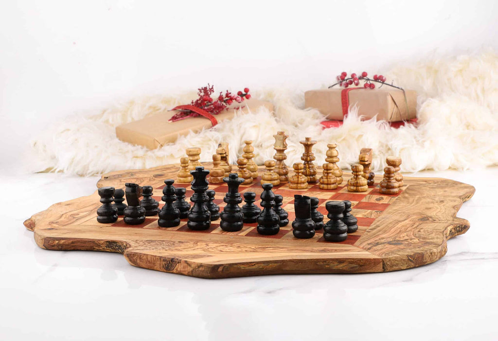 Olive Wood Chess Set with Irregular Rustic Board – Handcrafted Rustic Elegance
