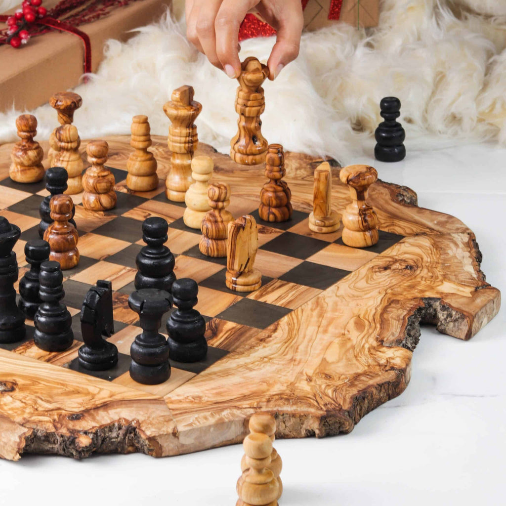 Olive Wood Chess Set with Irregular Rustic Board – Handcrafted Rustic Elegance