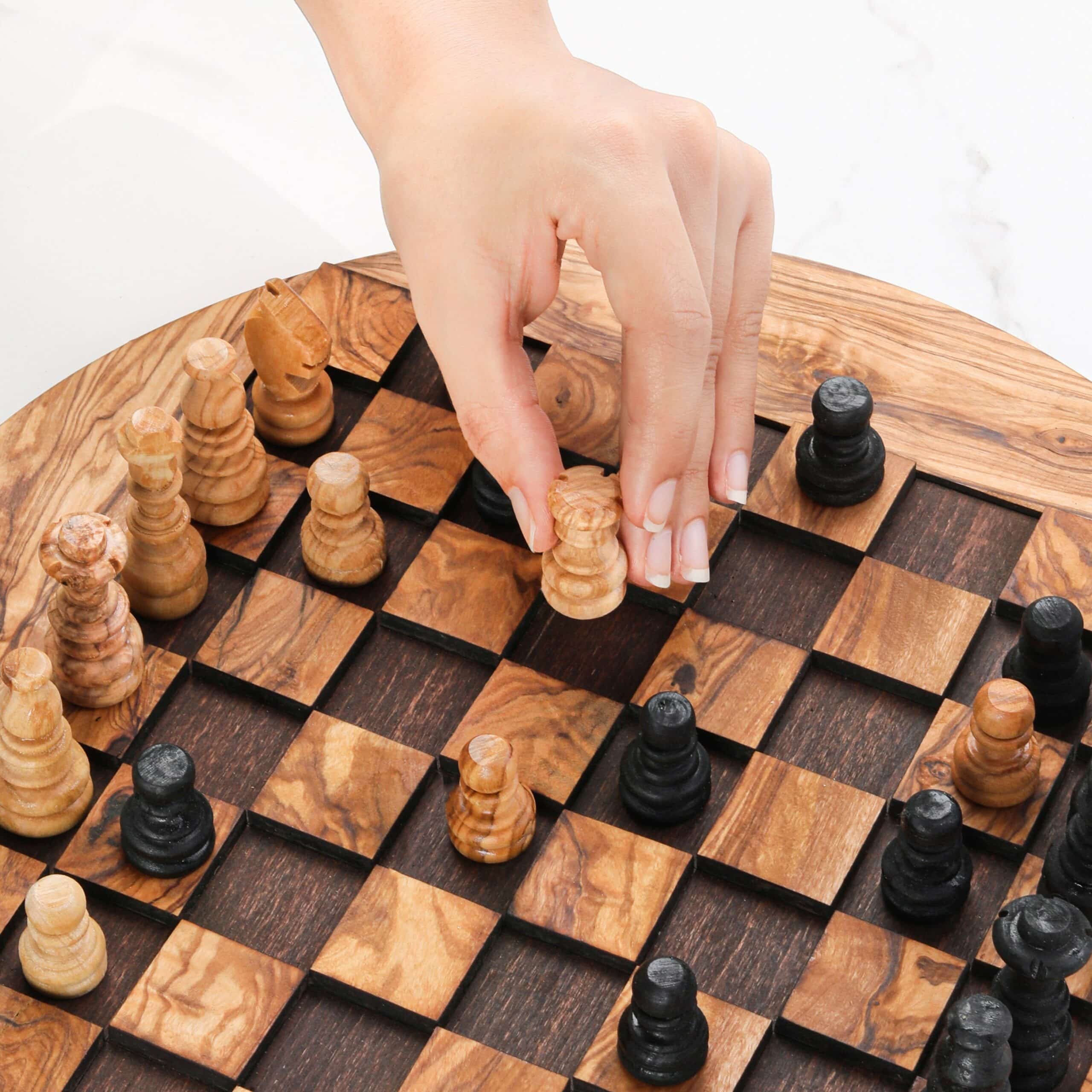 Round Chess Board Wooden with Chess Pieces - Artisraw