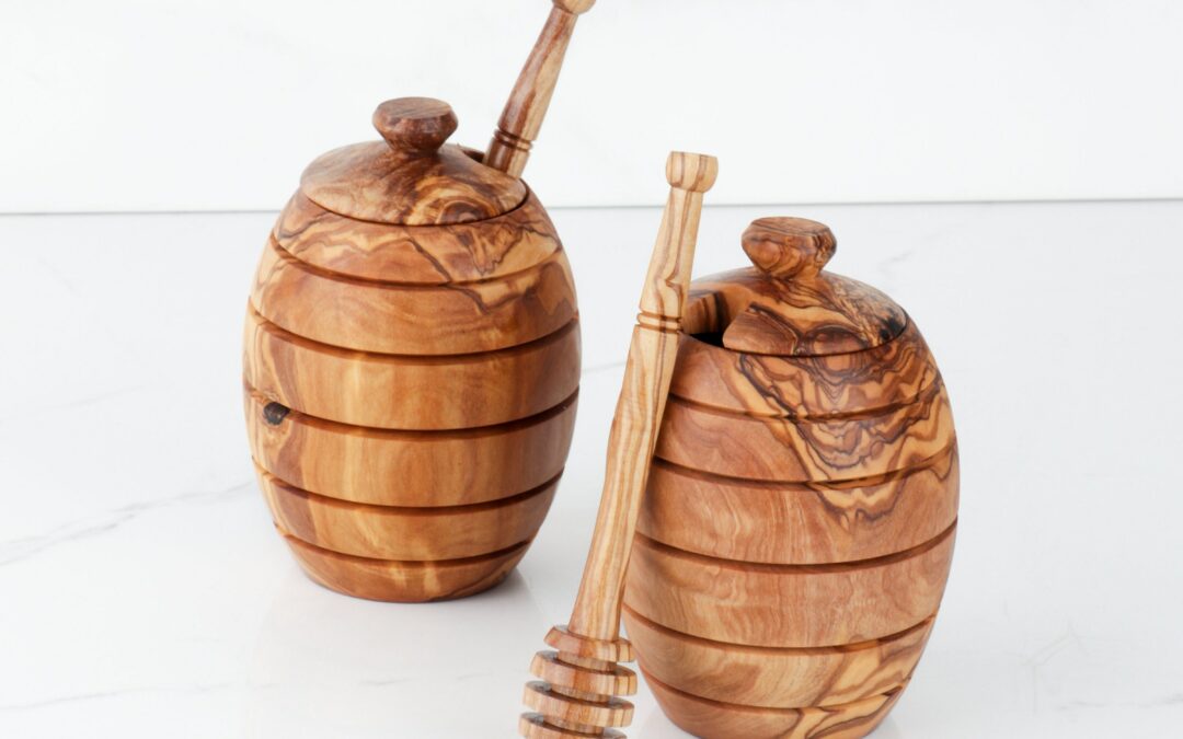 Wooden Honey Pot with Wooden Dipper (set of 2)