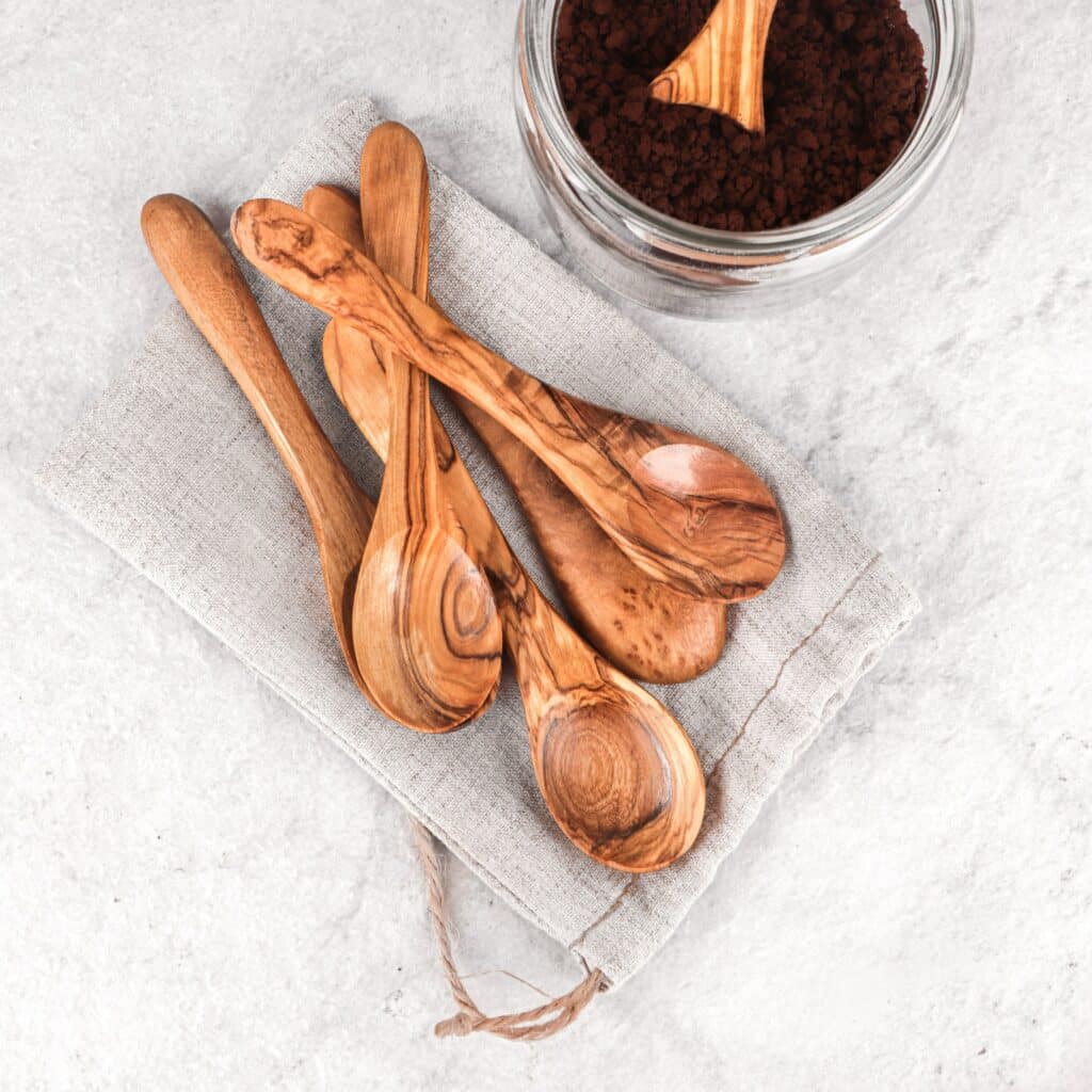 Set of small wooden spoons.