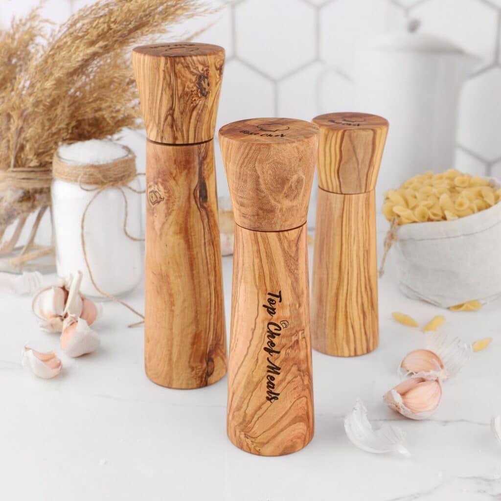 Wooden Salt and Pepper Grinder Set Artisraw