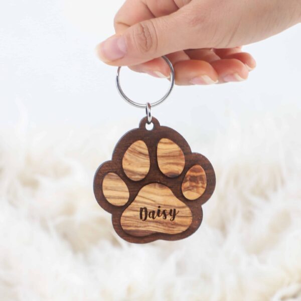 Olive Wood Paw Print Keychain – For Pet Lovers | Artisraw Tunisie